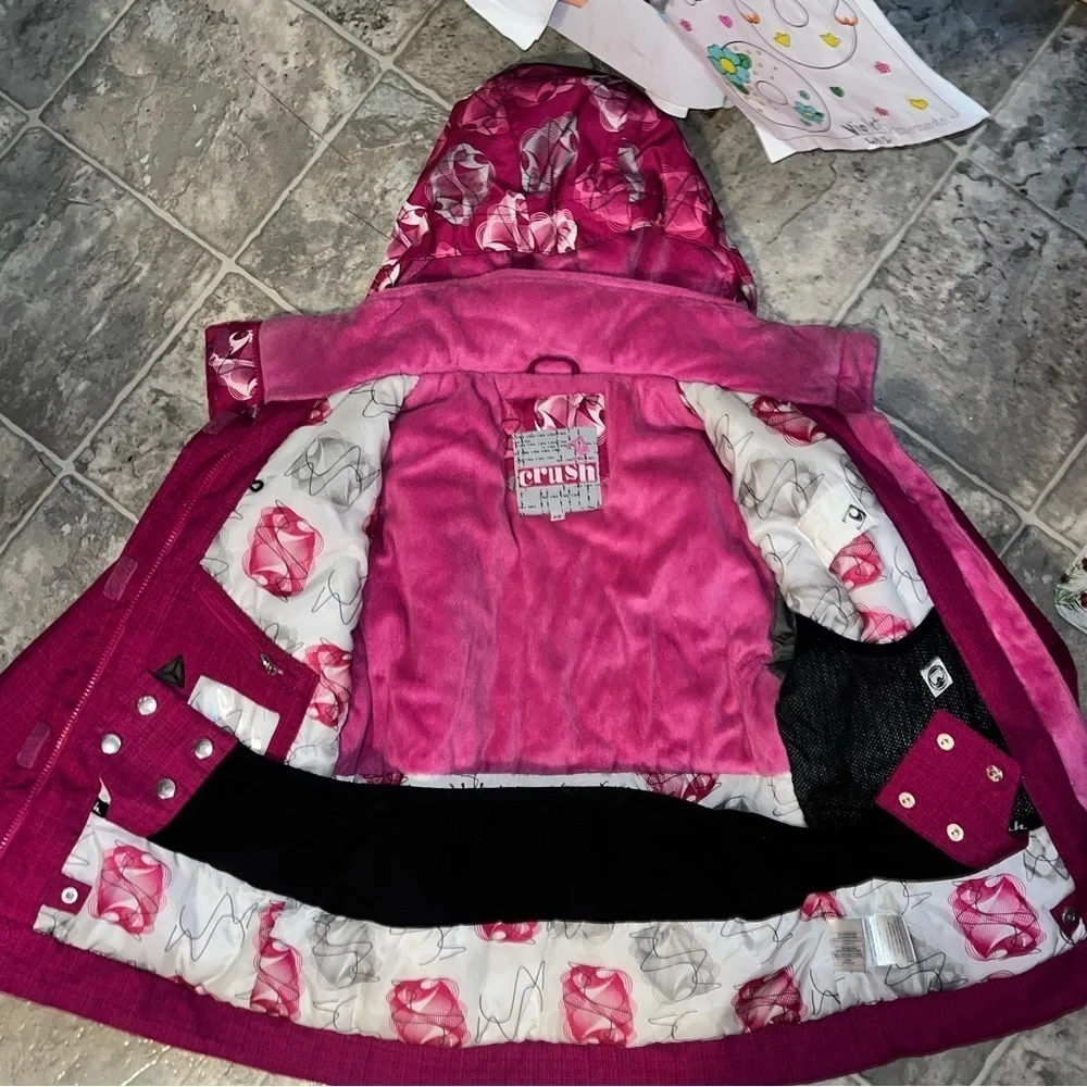 Girls Crush Fur fully lined winter jacket -pink -print- EUC shape Sz 1… - Picture 8 of 11